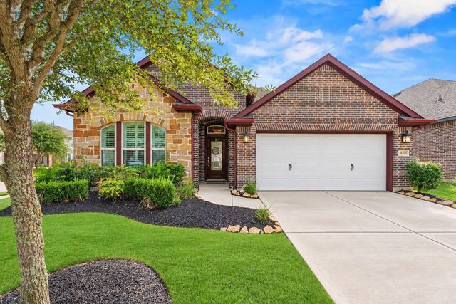 18203 Burnett Willow Ln — Towne Lake