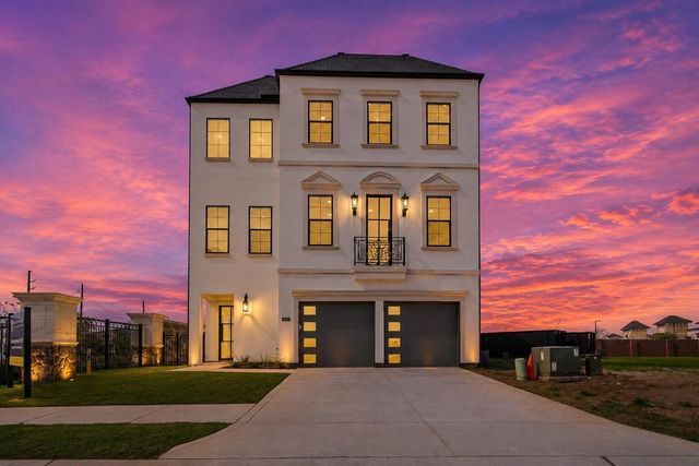 4707 Sunset Cir — Monet Estates