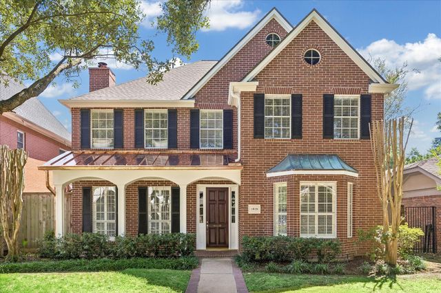 1815 Albans Rd — Southampton Place