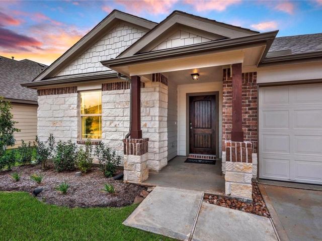 40315 S Hill Pass — Mostyn Springs