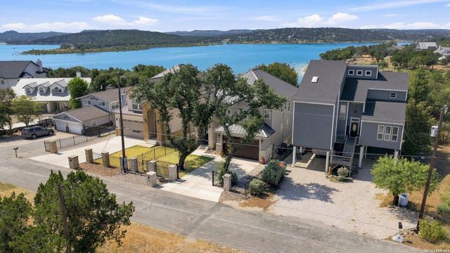 174 Edge Hill Dr — CANYON LAKE HILLS