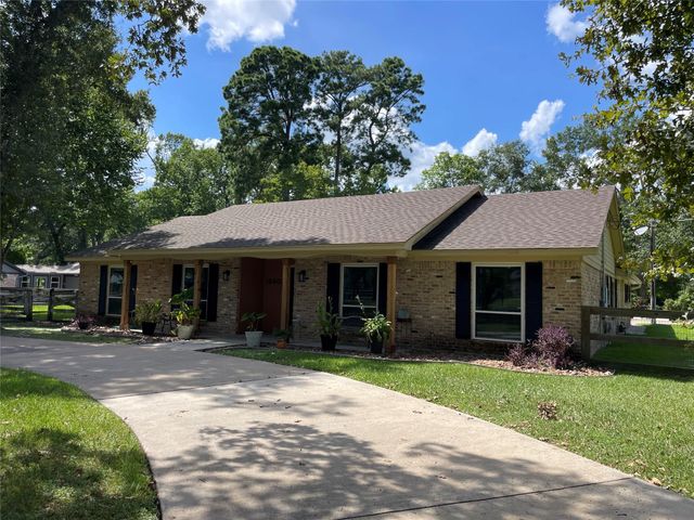 12402 Winding Ln — Cypress Creek Estates