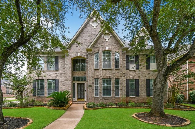 1519 Meadowsweet Dr — Meadow Lakes, Section 2