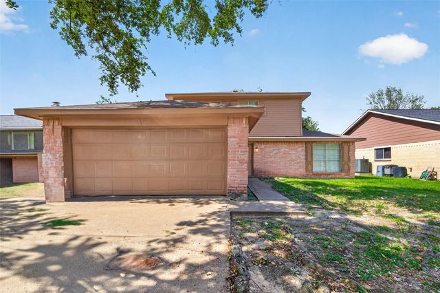 18526 Lippizaner Dr — Paddock Sec 01