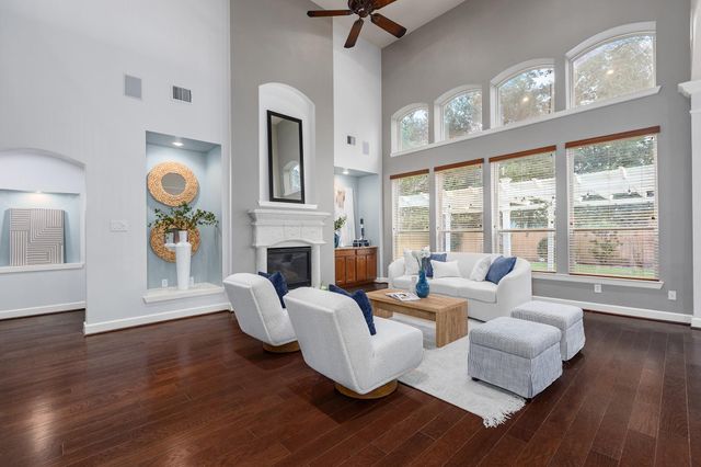 27 N Arrow Canyon Cir — The Woodlands Creekside Park 03