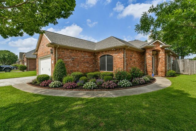 4055 Bentwood Dr — Bentwood At Bay Colony Sec 2