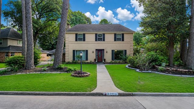 17523 Spicewood Springs Ln — Spring Creek Forest