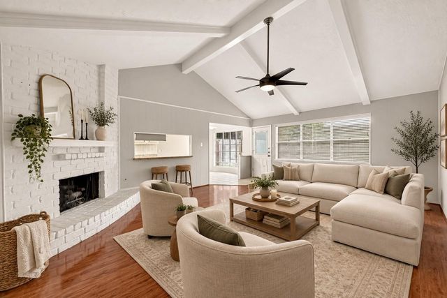 13511 Brook Hollow Dr — Covington Woods