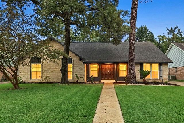 25514 Fairbrook Ln — Lexington Woods