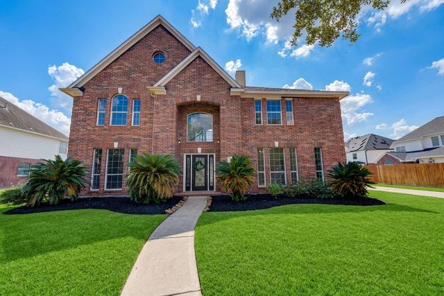 20315 Lakeland Falls Dr — Lakes/Fairfield Sec 1