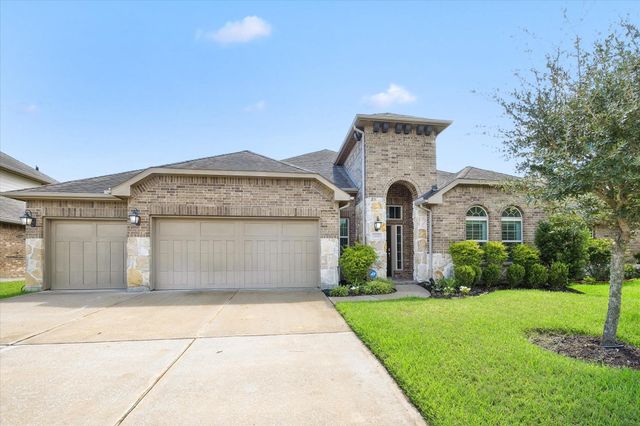 5027 Gold Lantana Trl — Mckenzie Park Sec 3