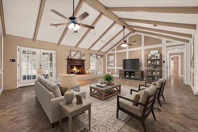 1650 White Oak Creek Dr — Mcdade Estates 03
