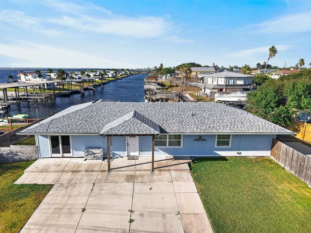 111 Caribbean Dr — Tropic Isles #2