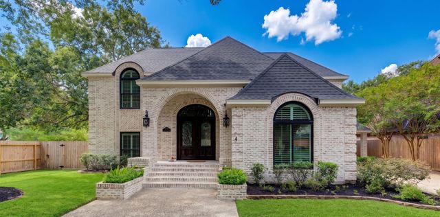 1802 Mission Springs Dr — Nottingham Country Sec 10