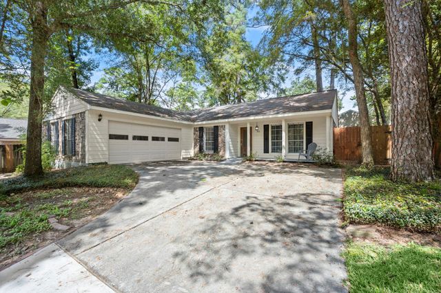 80 W Timberspire Ct — Wdlnds Village Grogans Ml 38