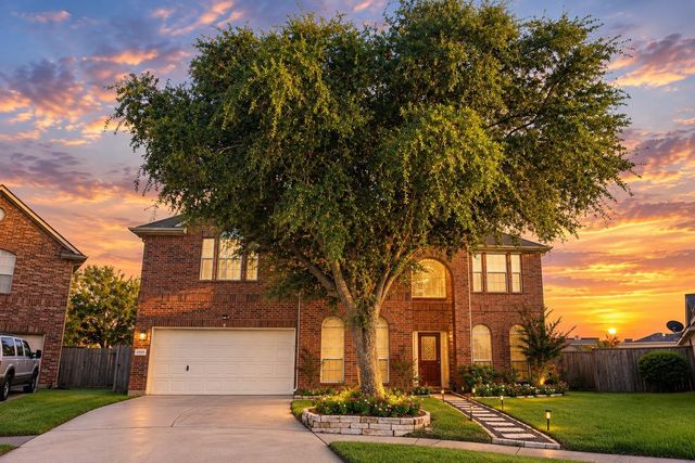 4303 Bridgestone Cedar Dr — Bridgestone Lakes Sec