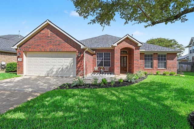 28006 Rusty Hawthorne Dr — Firethorne