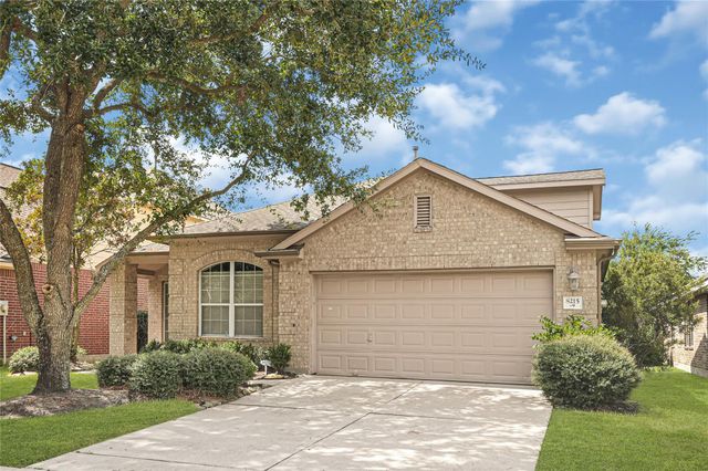 8215 Kerrington Glen Dr — Gates/Canyon Lakes West Sec 01