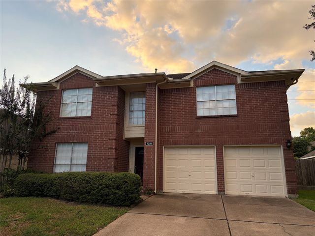 7231 Brockington Dr Dr — Hickory Creek Sec 2