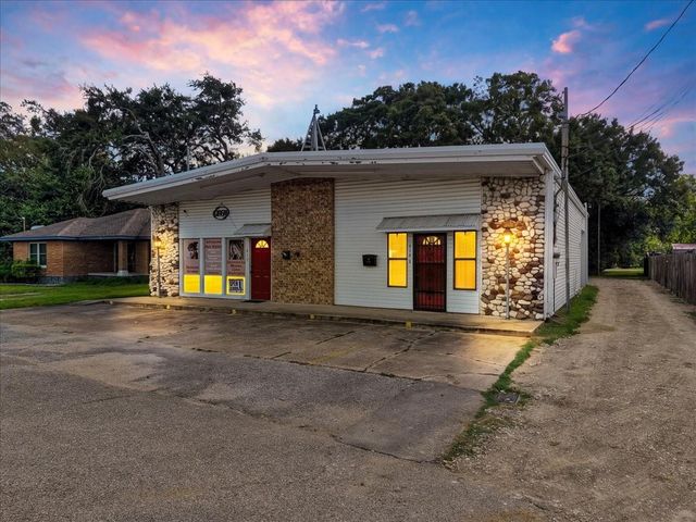 619 Dula St — Owen