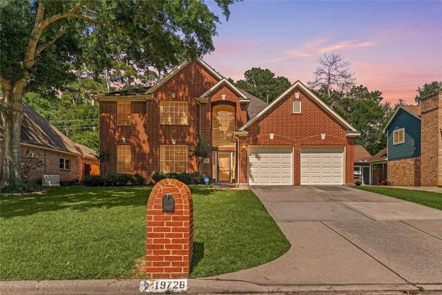 19726 Teller Blvd — Devonshire Woods