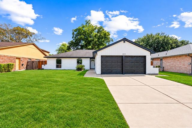 1803 Thornbrook Dr — Hunters Glen Sec 2