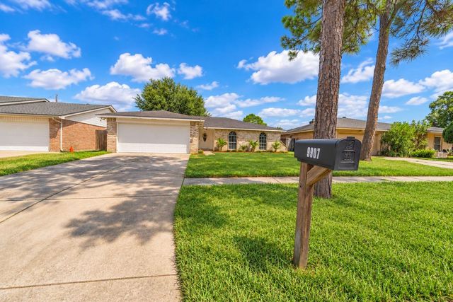 9907 Towne Brook Ln — Townewest Sec 1