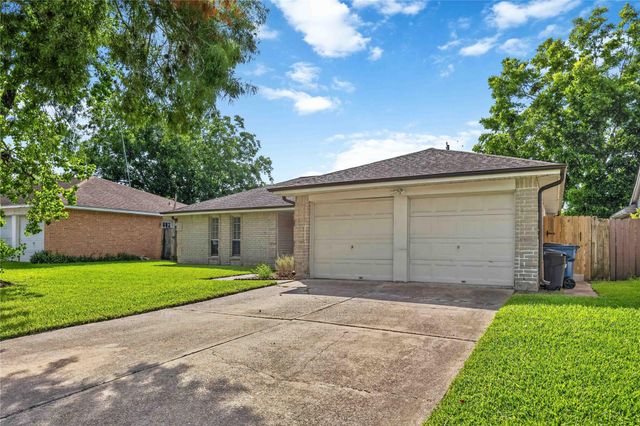 5427 Timpani Dr — Wedgewood Village Sec 06 Pt Re
