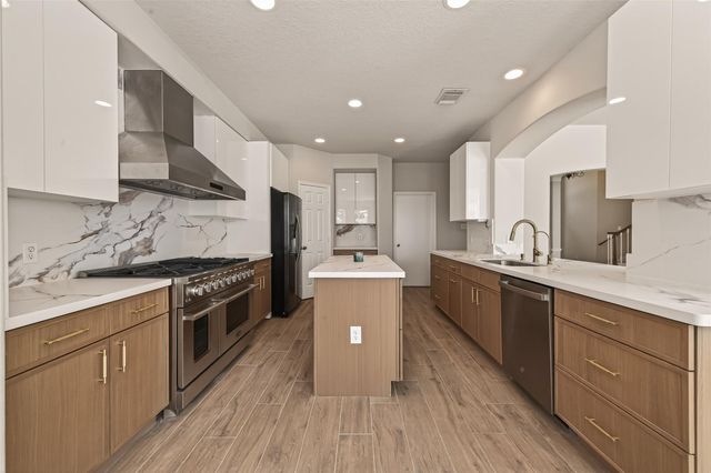 2018 Kelliwood Trails Dr — Kelliwood Enclave Sec 02