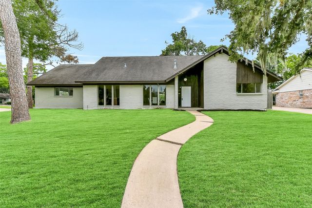 15503 Wandering Trl — Wedgewood Village Sec 01