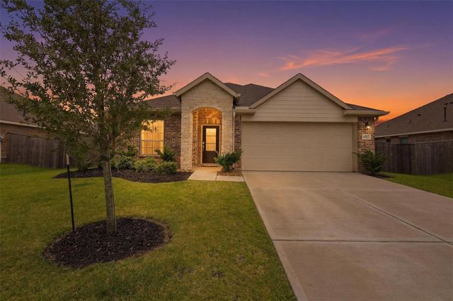 3727 Moss Hill Rd — Sendero Sec 8