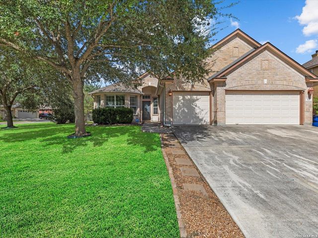 121 NORMAN CV — ESTATES AT RIATA OAKS