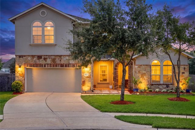 9612 Eden Ridge Ln — Pearland Lakes