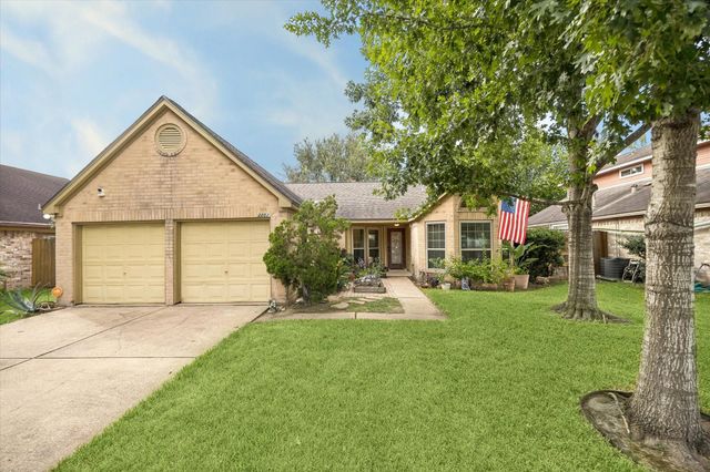 2202 Westwood Dr — Stafford Run Sec 2