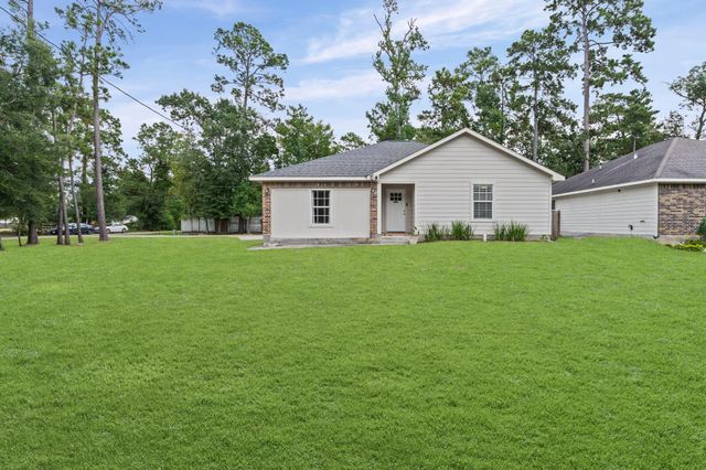 10920 Fairview Dr — Lake Chateau Woods