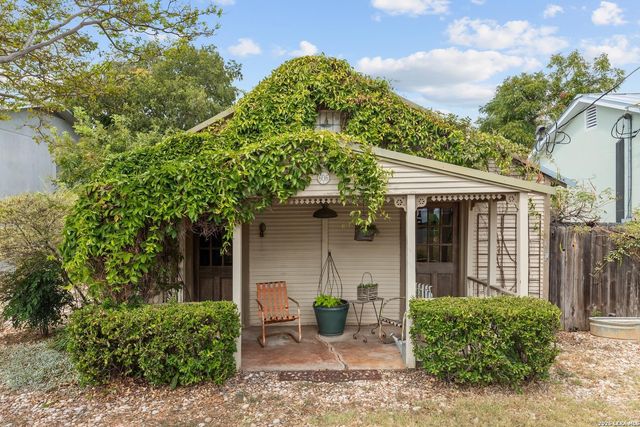 606 Franklin — OUT/GILLESPIE COUNTY