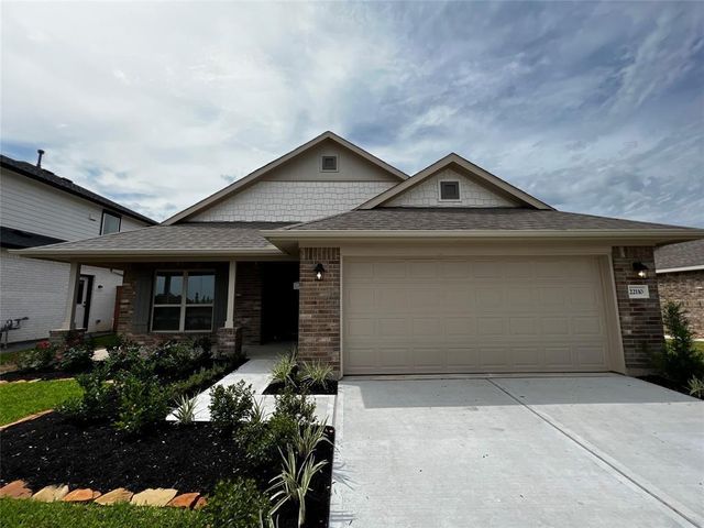 13816 Seneca Lake Dr — Lago Mar