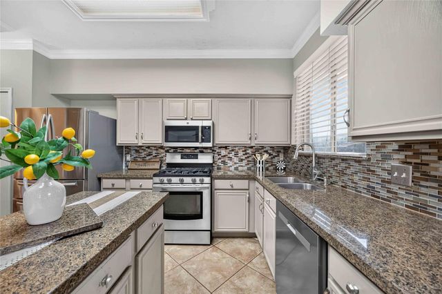 11618 Peachwood Lake Dr — Oak Lake Estates Sec 2