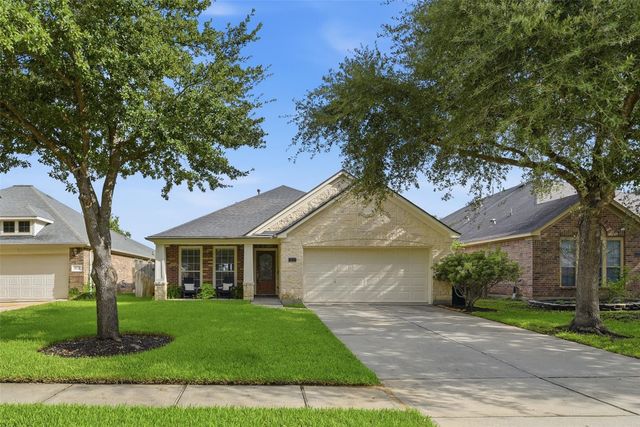 28210 Everett Knolls Dr — Firethorne Sec 4