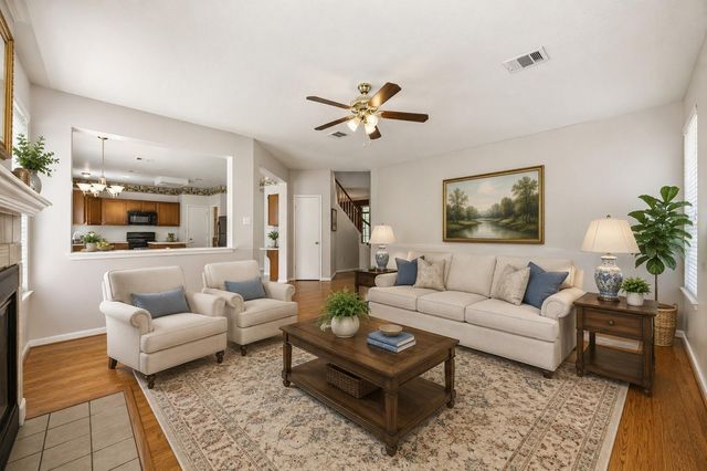 206 Scarlet Maple Dr — New Territory