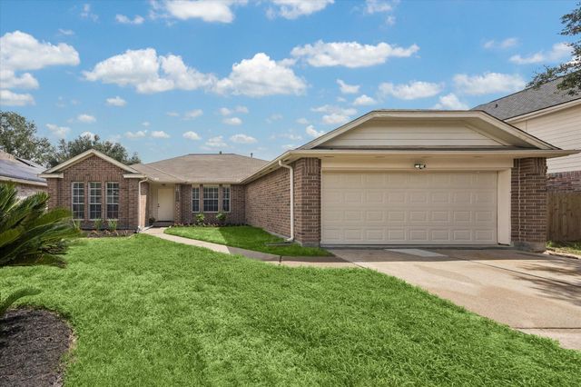 6902 Creek Village Dr — Highland Creek Village Sec 01