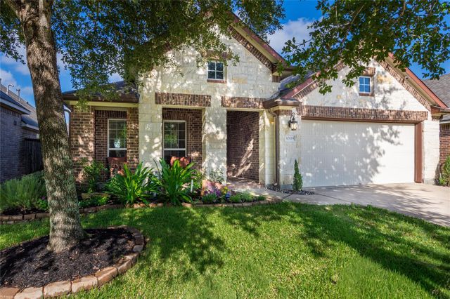 10119 Naples Cliff Ct — Cypress Creek Lakes
