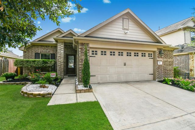 652 Maple Point Dr E — Cedar Woods