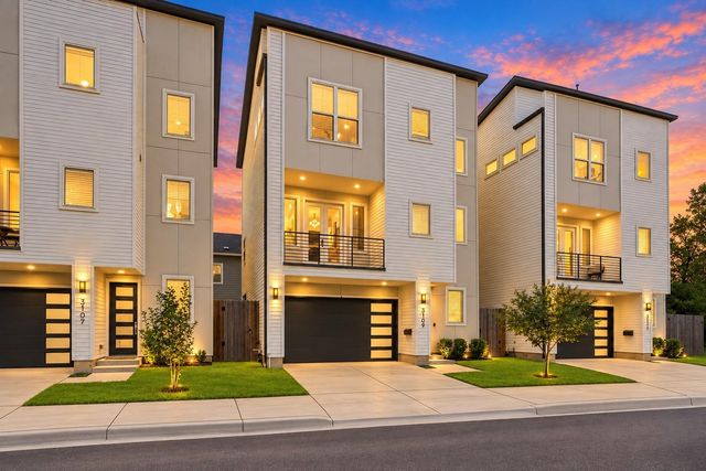 3109 Arlington St — Arlington Twnhms