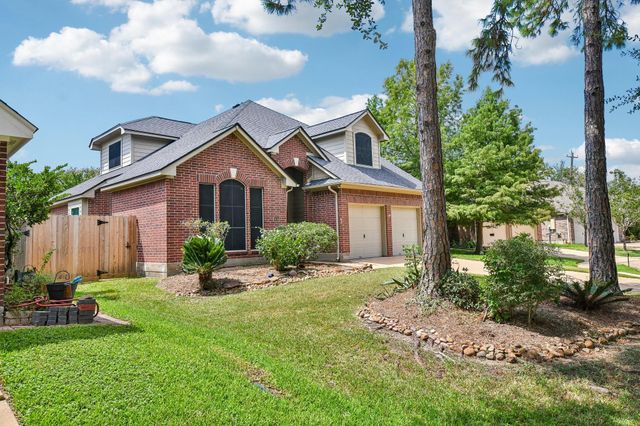 14010 Hazel Ridge Ct — Bay Pointe
