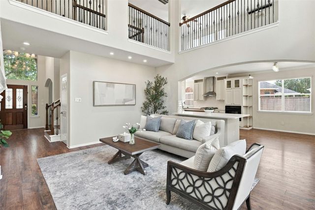 7807 Ravens Point Dr — Long Meadow Farms