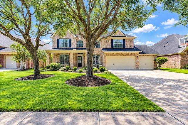 28019 Longspur Dr — Firethorne Sec 2