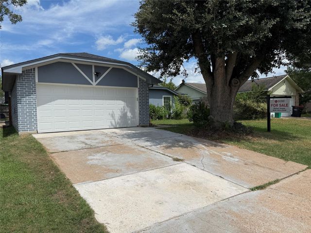 16718 Sinaloa Dr — Mission West Sec 1
