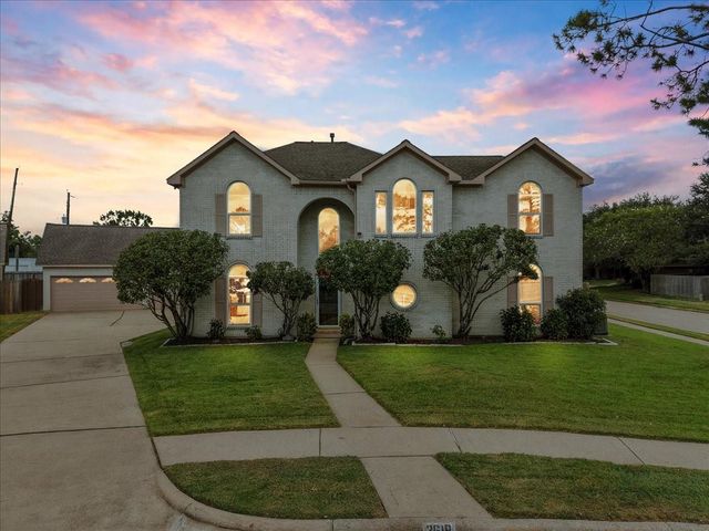 2618 George St — Briarglen Sec 5