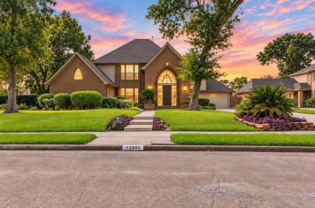 13903 Wilde Forest Ct — Sugarmill Sec 6
